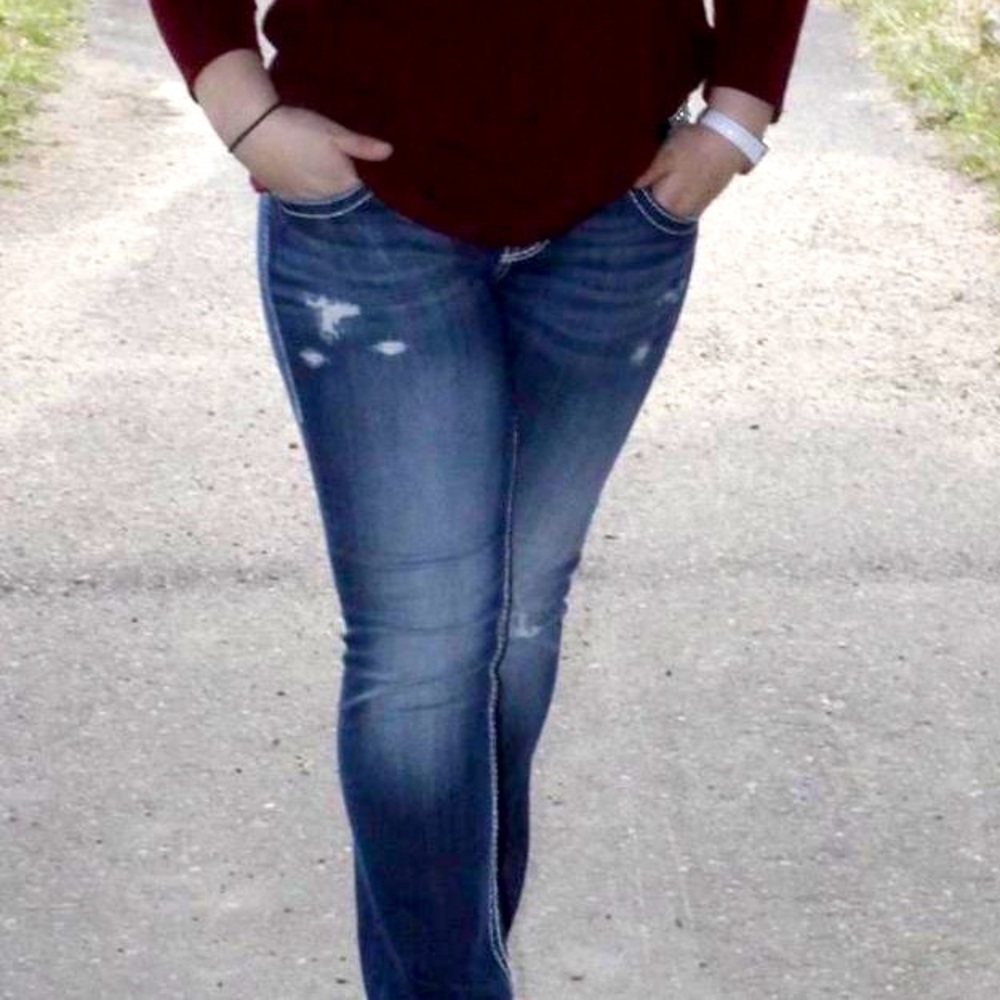 Gently worn Vigoss Jeans from Maurice’s.